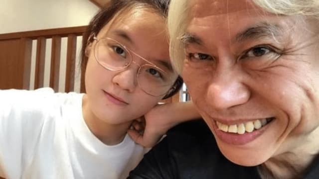 “爷孙恋”李坤城惊传病重　好友急探望近况曝光