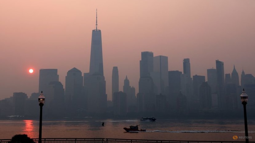 Toxic smoke dissipates over northeastern US