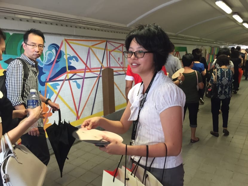 Growing lines to pay respects to Mr Lee Kuan Yew prompt acts of kindness