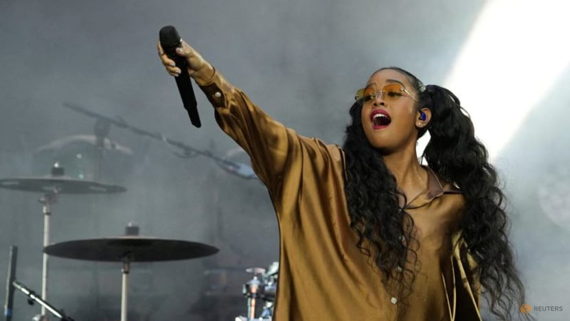 A Minute With: R&B singer H.E.R. inspired to see women grab guitars A Minute With: R&B singer H.E.R. inspired to see women grab guitars