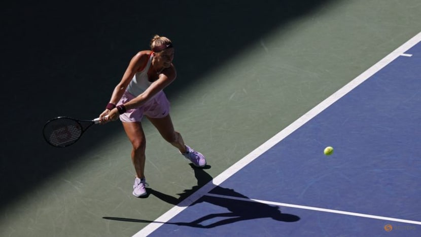 Kvitova outlasts Muguruza in tense US Open duel Kvitova outlasts Muguruza in tense US Open duel