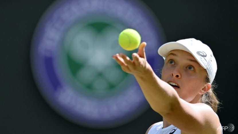 Swiatek's 37-match winning streak ends at Wimbledon Swiatek's 37-match winning streak ends at Wimbledon