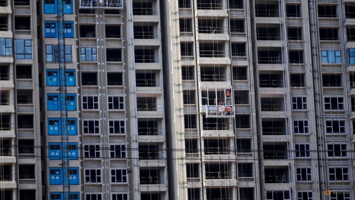 Harga properti Tiongkok turun semakin dalam di Semester 1 sebelum naik lebih cepat pada tahun 2023 – jajak pendapat Reuters