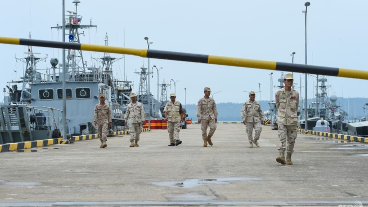 Kamboja membalas sanksi AS atas pangkalan angkatan laut