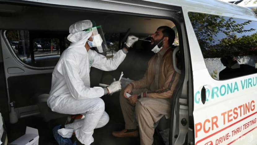 7 COVID-19 patients in Pakistan die after oxygen supply ran out 7 COVID-19 patients in Pakistan die after oxygen supply ran out