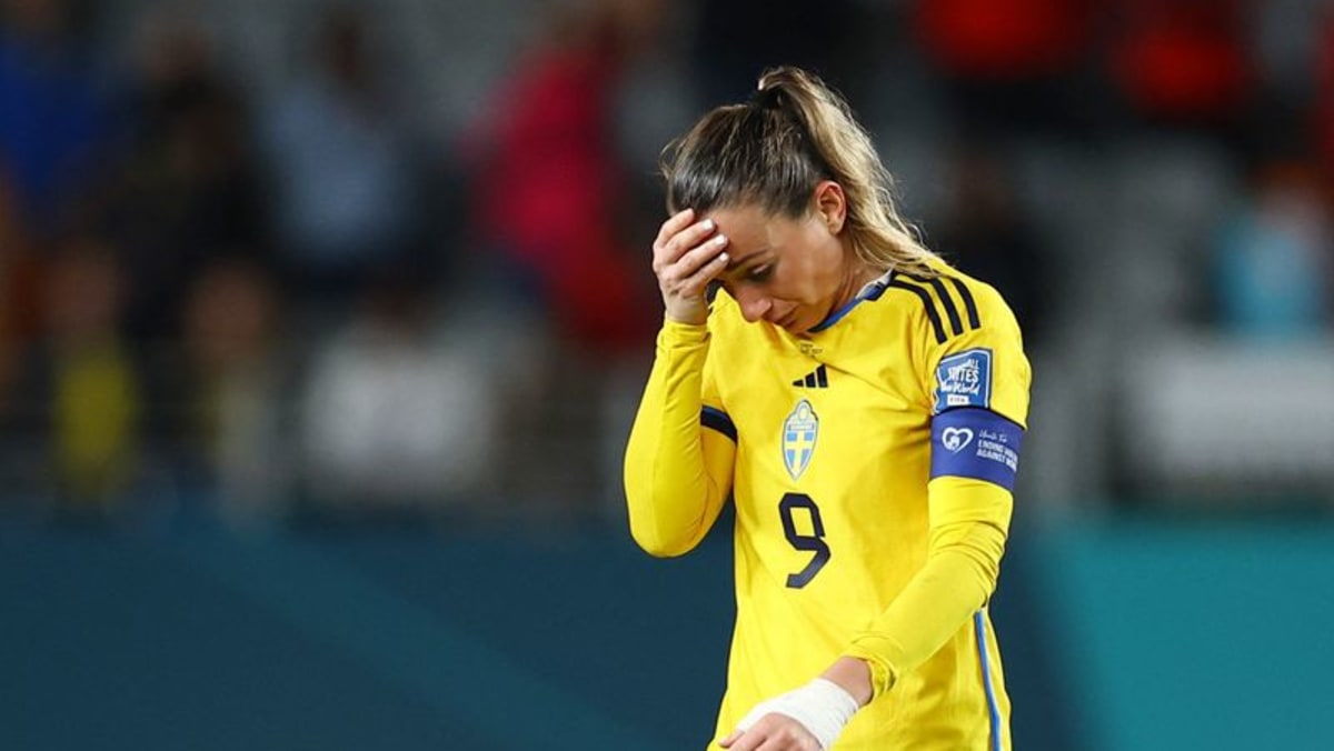 Asllani cries more championship tears as Sweden lose to Spain