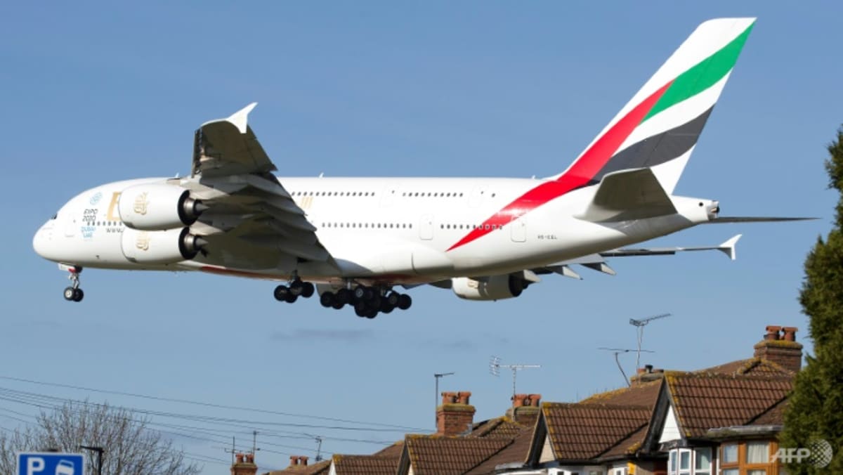 Maskapai Emirates mencatat kerugian US,6 miliar selama enam bulan