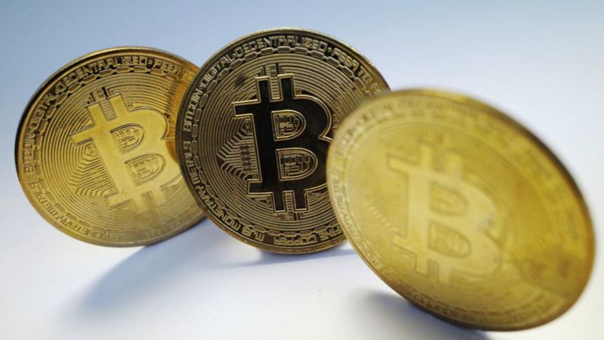 Bitcoin turun 9,2 persen menjadi US.782