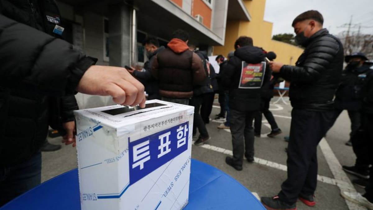 Pengemudi truk di Korea Selatan memilih untuk kembali bekerja, mengakhiri pemogokan untuk perlindungan upah minimum