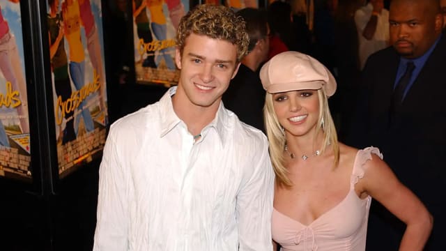 MV导演爆料Justin Timberlake当年以两个字狠甩Britney Spears