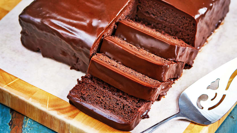 We Think This Lana-Inspired Chocolate Fudge Cake Is As Good As The Original