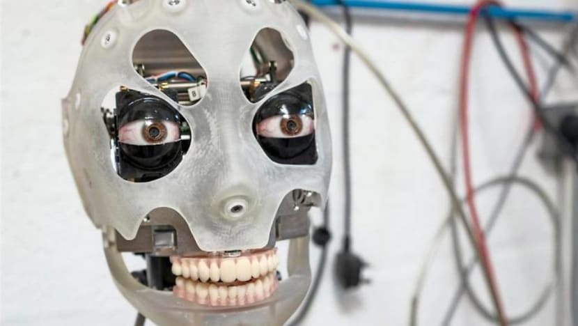 The new Da Vinci? Meet Ai-Da the robot artist The new Da Vinci? Meet Ai-Da the robot artist