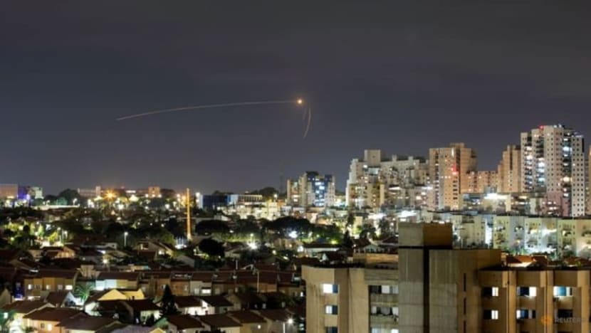 Israel bedil Gaza sebagai tindak balas serangan roket, kata tentera