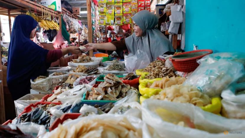 Indonesia's April annual inflation eases to 4.33%, below forecast Indonesia's April annual inflation eases to 4.33%, below forecast