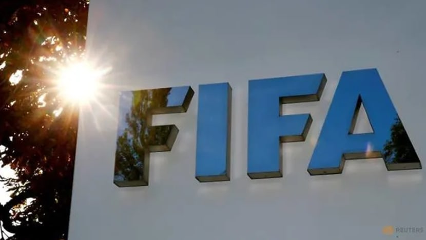 FIFA cadang benarkan lima pemain gantian bila saingan bersambung
