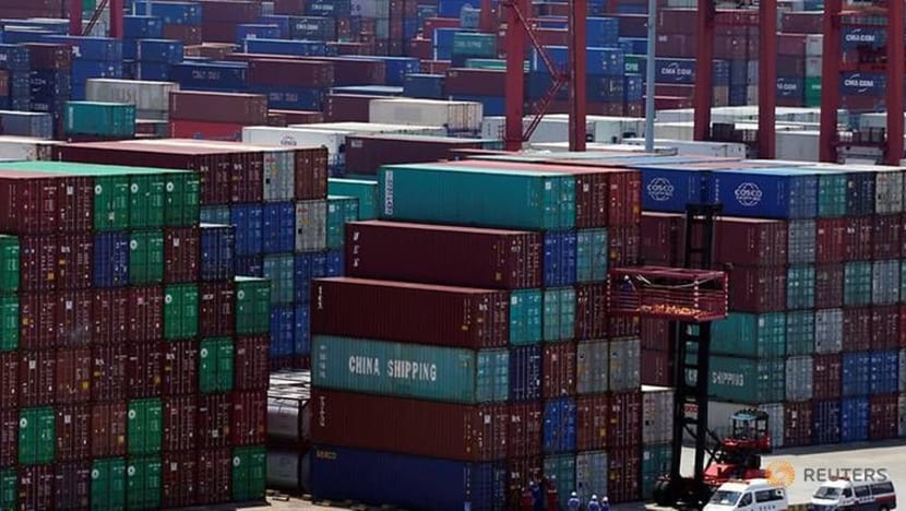 Eksport China susut di luar jangkaan pada November, namun import meningkat