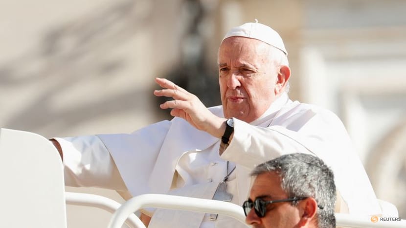 Praying for 'martyred Ukraine', Pope urges halt to 'world war' Praying for 'martyred Ukraine', Pope urges halt to 'world war'