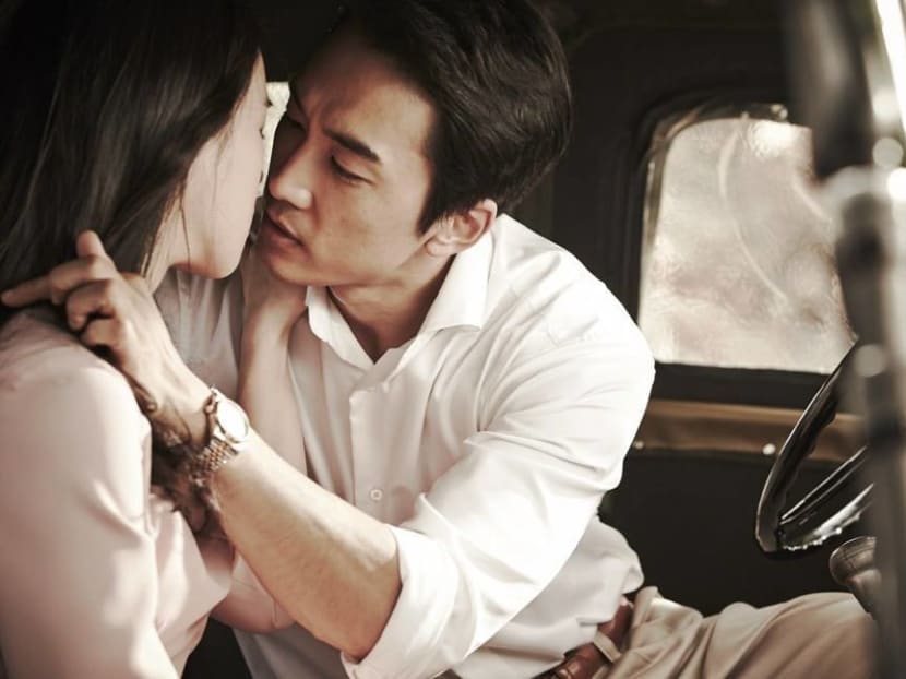 Everyone's obsessed with Song Seung-Heon