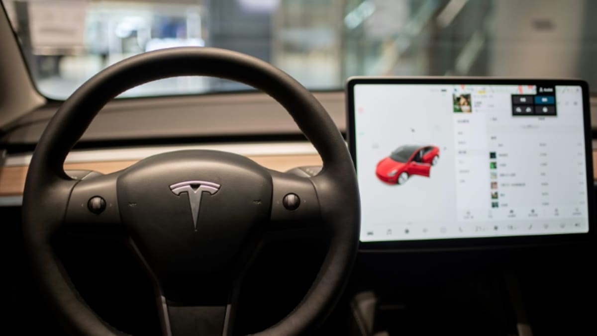 California memperingatkan kemungkinan pengawasan tes Tesla