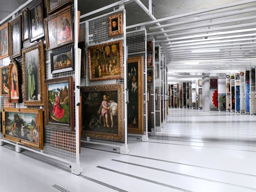 Dutch museum unveils once-hidden art collection in new mirrored warehouse Dutch museum unveils once-hidden art collection in new mirrored warehouse