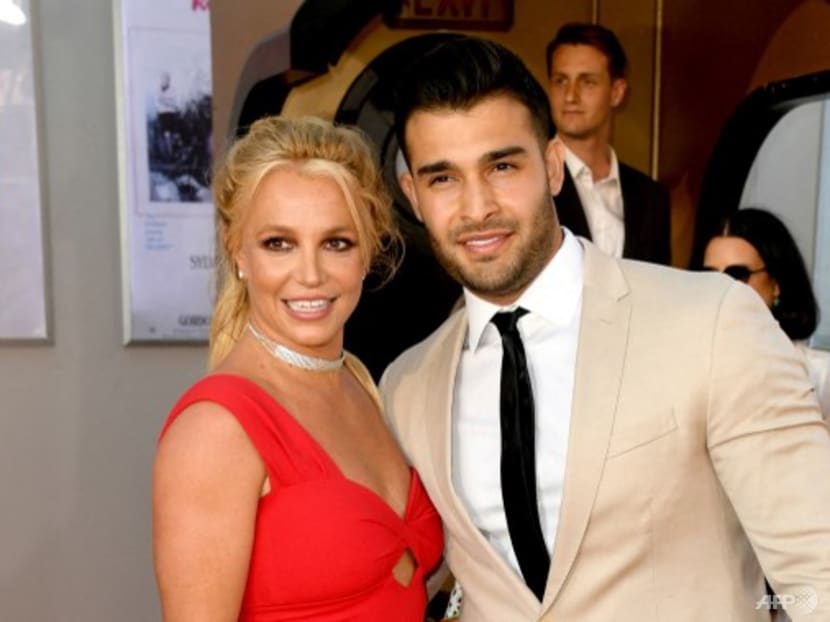 Britney Spears' ex-husband crashes California wedding site