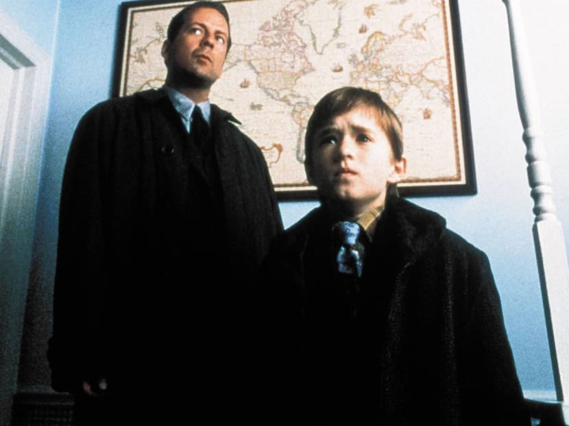 The Jason Hahn Files: It’s Weird To Have Relatives Who Have The Sixth Sense