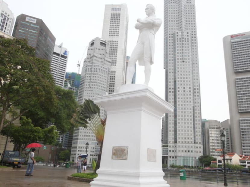 The Republic will "appropriately" commemorate the 200th anniversary of the landing of Sir Stamford Raffles when the "important milestone" is reached in 2019, said Prime Minister Lee Hsien Loong. TODAY file photo