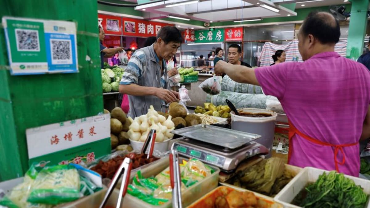 China’s consumer prices stall, factory deflation persists