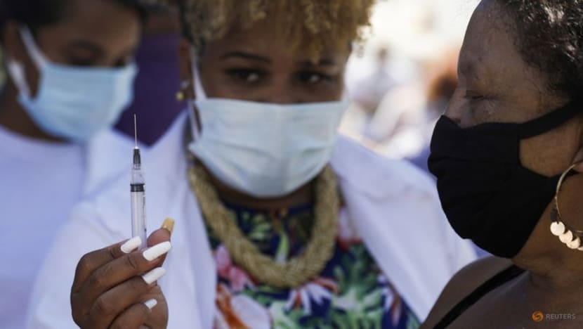 Brazil to give COVID-19 booster shots to elderly and vulnerable Brazil to give COVID-19 booster shots to elderly and vulnerable