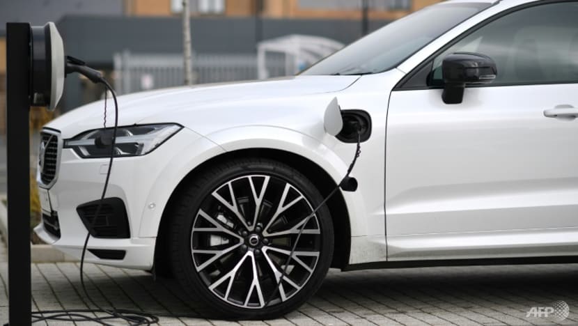 Hybrid cars' green credentials under scrutiny Hybrid cars' green credentials under scrutiny
