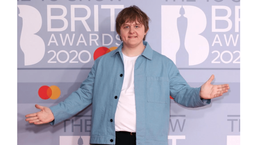 Lewis Capaldi admits he 'hates' performing on TV Lewis Capaldi admits he 'hates' performing on TV