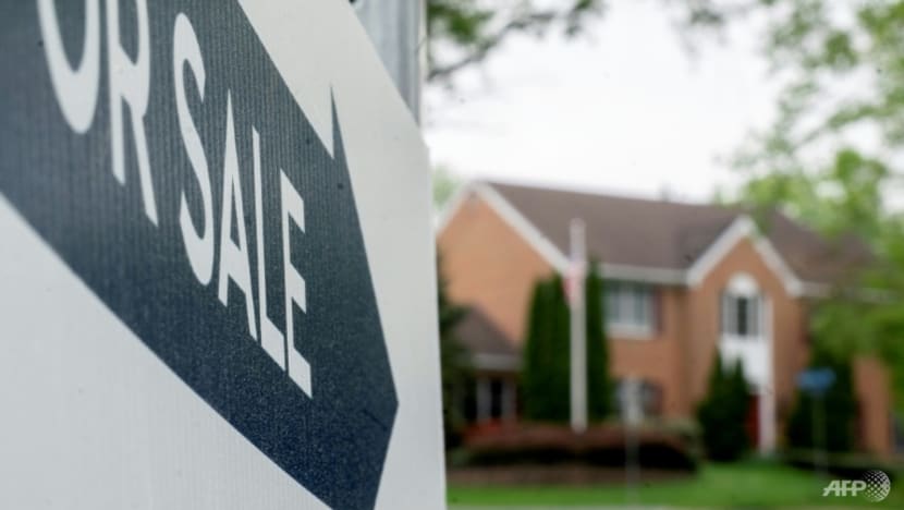 US home sales fall for seventh straight month in August US home sales fall for seventh straight month in August