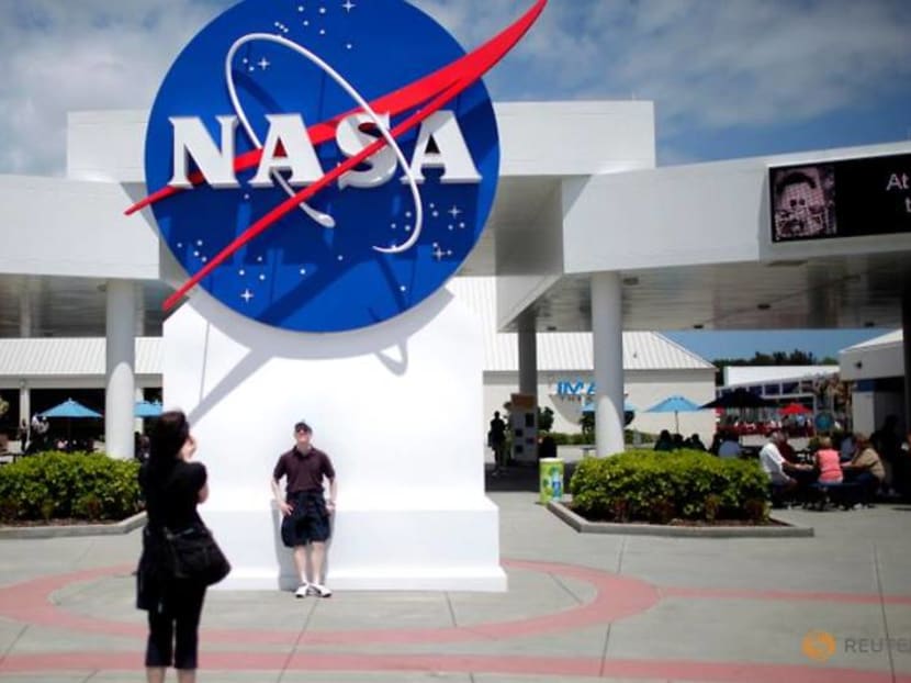 NASA spacecraft to grab an asteroid sample NASA spacecraft to grab an asteroid sample