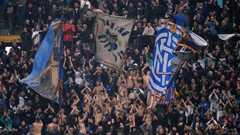 Milan clubs primed for dramatic finale to Serie A title race Milan clubs primed for dramatic finale to Serie A title race