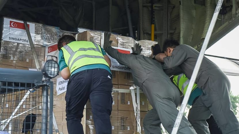 Singapore sends medical supplies, equipment to Indonesia as daily COVID-19 cases hit record Singapore sends medical supplies, equipment to Indonesia as daily COVID-19 cases hit record
