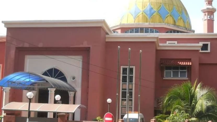 Masjid di Kuala Lumpur tersilap laung azan maghrib awal, puasa kariah terbatal