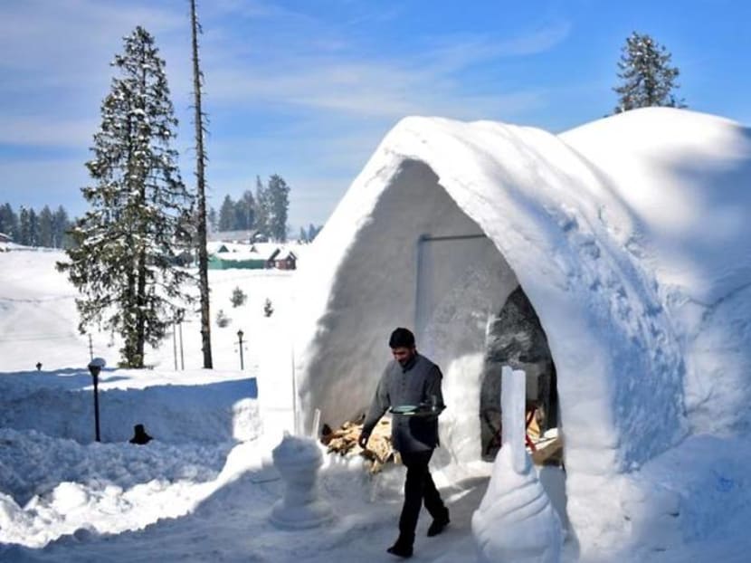 Kashmir hotel lures tourists with igloo cafe Kashmir hotel lures tourists with igloo cafe