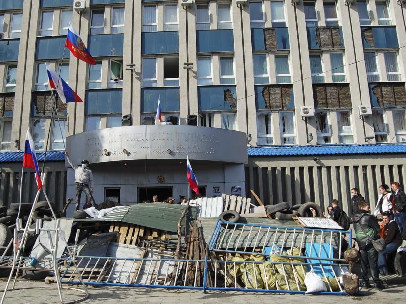 Gallery: Pro-Russians call east Ukraine region independent