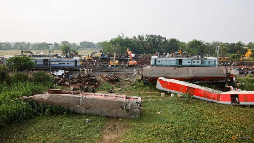 India ends rescue work as focus turns to cause of worst crash in decades India ends rescue work as focus turns to cause of worst crash in decades