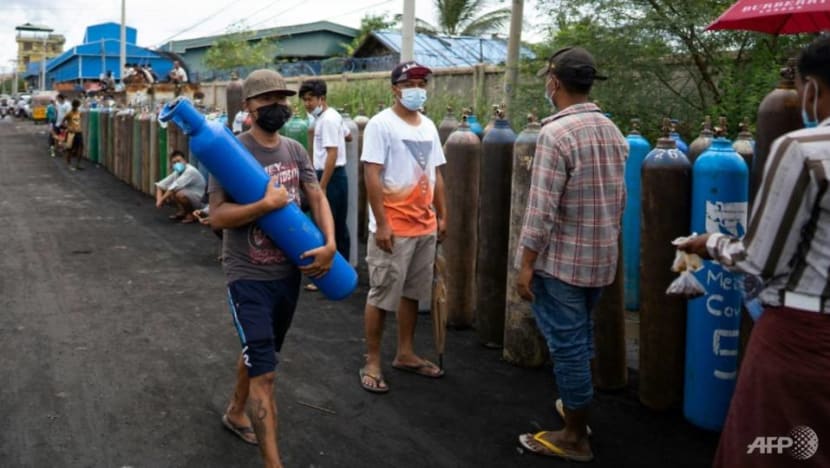 Singaporeans advised to leave Myanmar while still possible to do so: Embassy Singaporeans advised to leave Myanmar while still possible to do so: Embassy