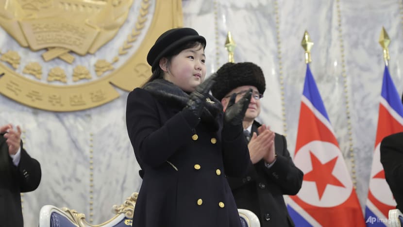 Daughter of North Korean leader Kim Jong Un fuels succession talk Daughter of North Korean leader Kim Jong Un fuels succession talk