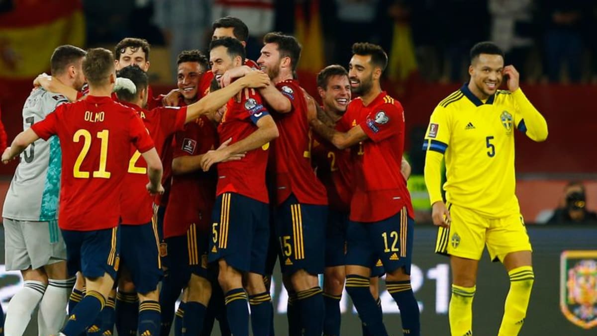 Morata dari Spanyol meraih kemenangan di menit-menit akhir untuk memastikan tempat di Piala Dunia