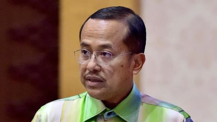 Menteri Besar Terengganu mohon maaf 'tiada di sisi rakyat' ketika kemuncak negeri dilanda banjir
