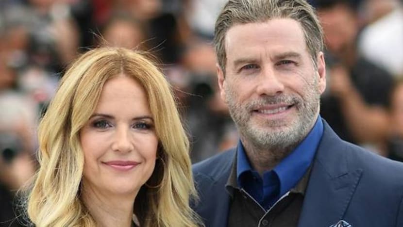 Isteri pelakon John Travolta, Kelly Preston meninggal dunia selepas dua tahun bertarung dengan barah payudara