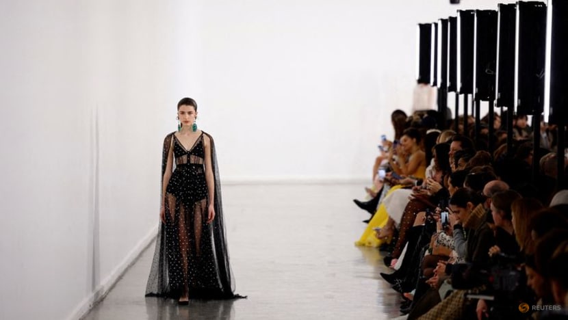Giambattista Valli fills fall runway show with tweeds at Paris Fashion Week Giambattista Valli fills fall runway show with tweeds at Paris Fashion Week