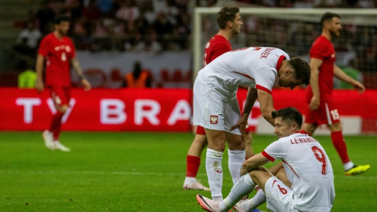 Lewandowski ‘probably’ fit for Poland’s second Euros game, says coach