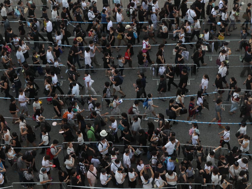 Long queues on Day 3 of public phase of national mourning