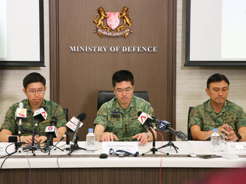 (Left to right) Major-General Goh Si Hou, Chief of Army; Lieutenant-General Melvyn Ong, Chief of Defence Force; and Colonel Terry Tan, Commander of the SAF’s Combat Service Support Command speaking at a press conference on the death of serviceman Aloysius Pang.