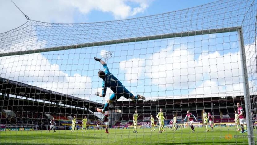 Soccer-Saint-Maximin inspires crucial win for Newcastle at Burnley Soccer-Saint-Maximin inspires crucial win for Newcastle at Burnley