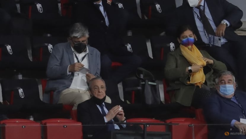Soccer-Real president Perez denies he influenced Messi's departure Soccer-Real president Perez denies he influenced Messi's departure